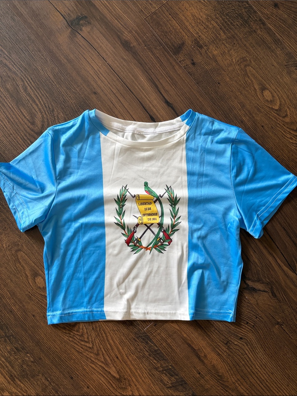 New Guatemala Flag Chapina Quetzal Crop Top Shirt Size M
